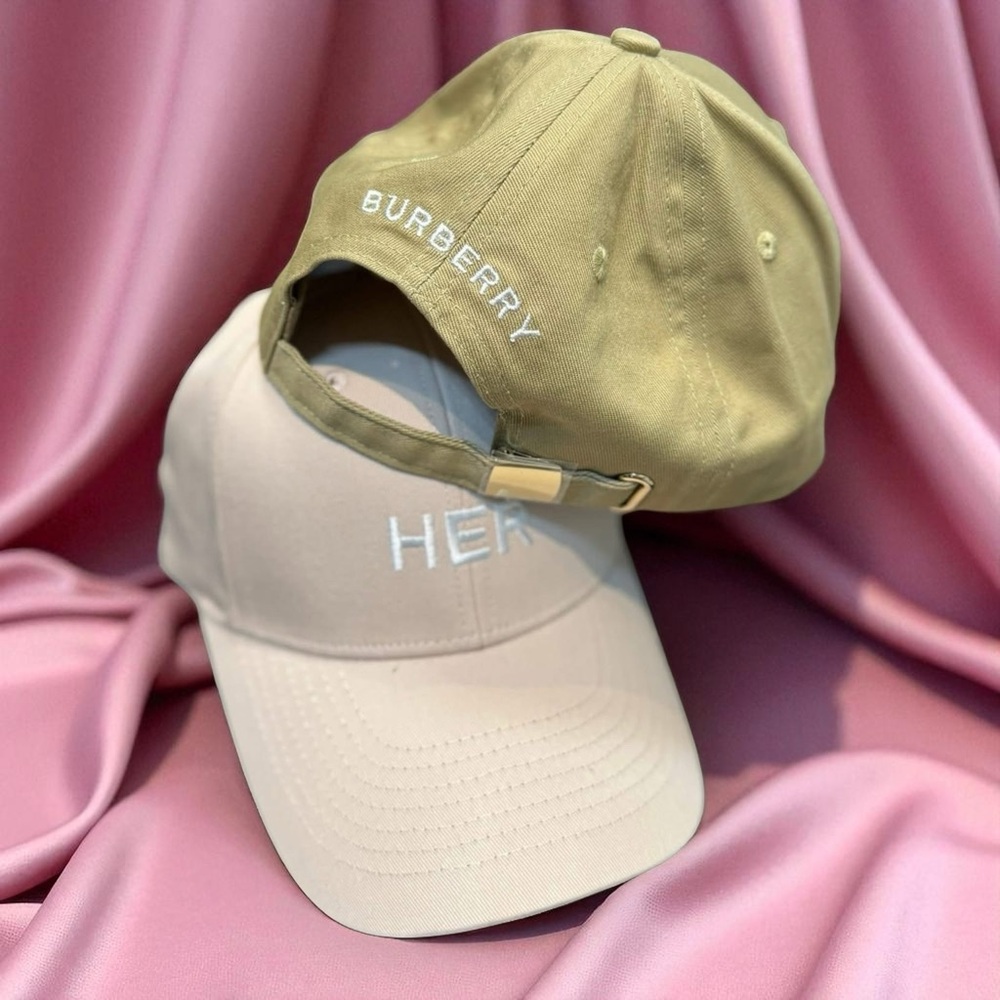 Burberry Baseball Cap - Picture 2 of 3